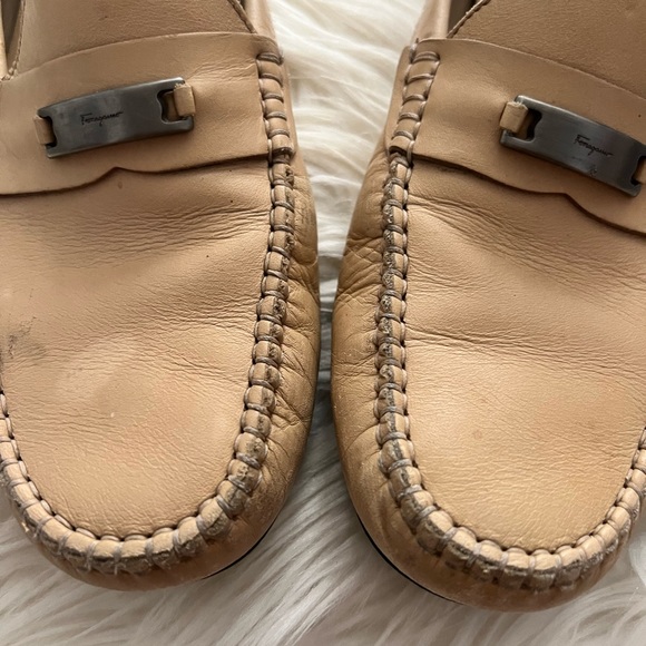 Salvatore Ferragamo | Tan Gancini Loafers - Picture 3 of 9